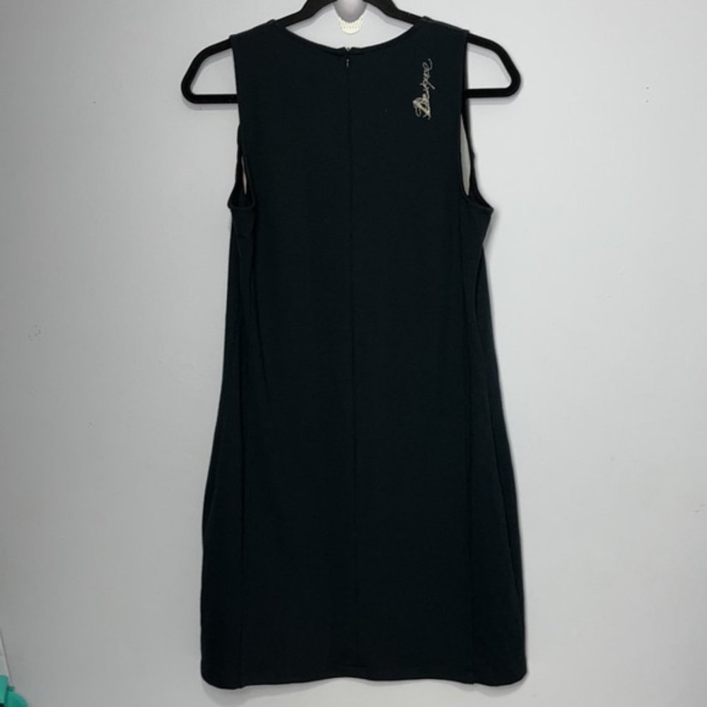 Dress - Picture 2 of 6
